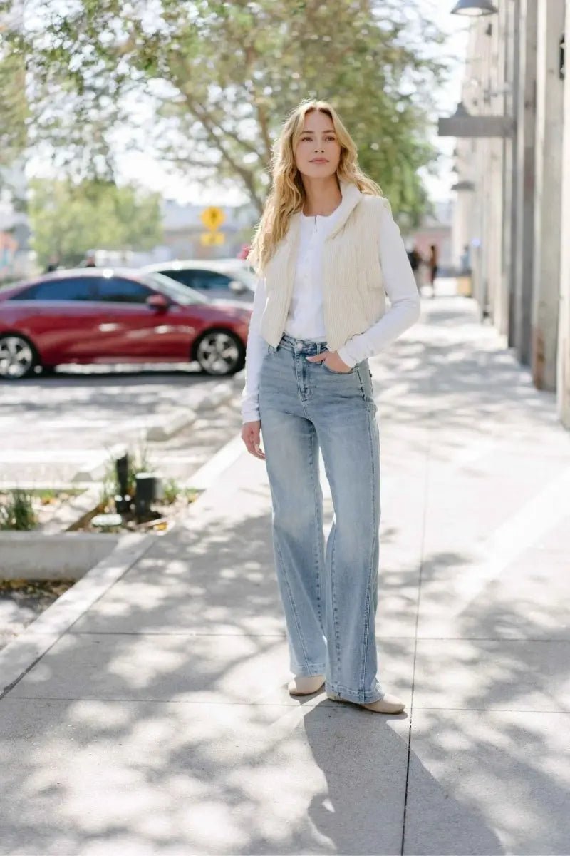 Judy Blue Light Denim: Your Gateway to Effortless Spring Style at Sleek Denim - Sleekdenim.com