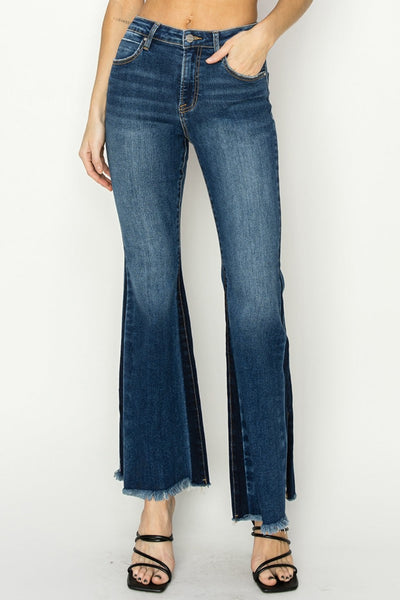 Low rise Risen Flare Jeans Dark Wash