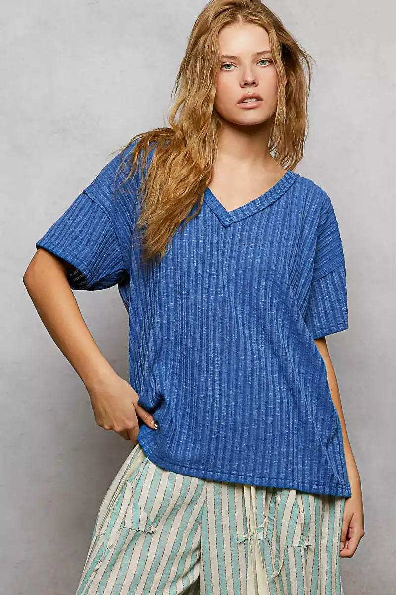 POL Ribbed Knit V-Neck Short Sleeve T-Shirt with Side Slit - Sleekdenim.com