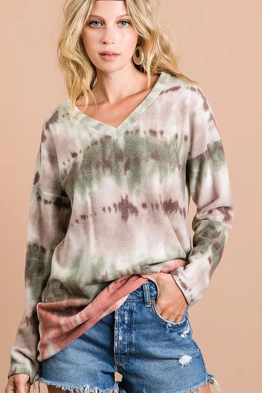 BiBi Brushed Tie Dye Looking Print V Neck Top - Sleekdenim.com