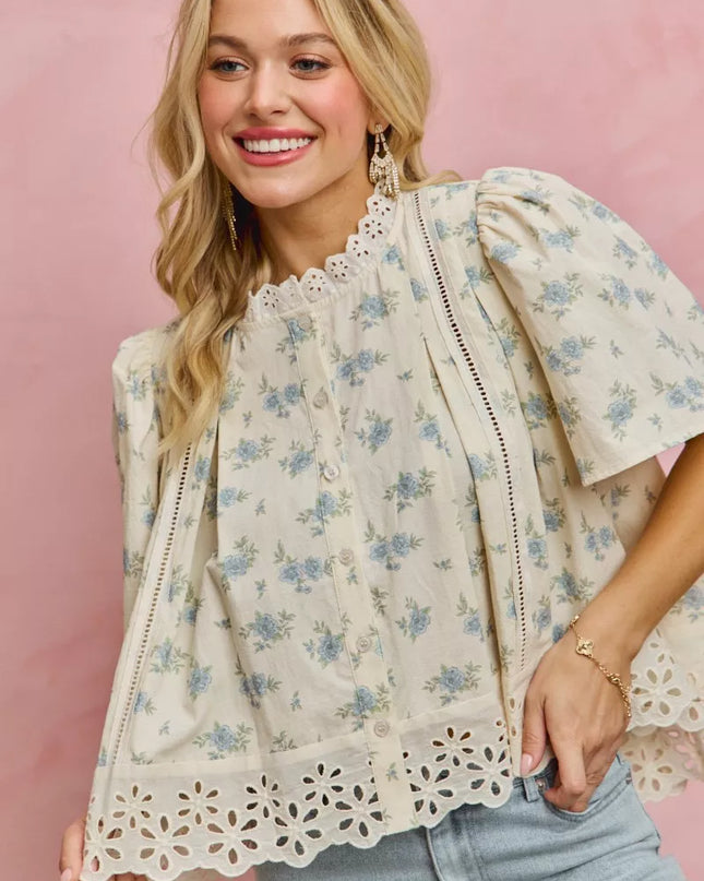 SO ME Floral Print Lace Trim Flutter Sleeves Blouse - Sleekdenim.com