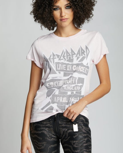 Def Leppard Live In Concert England Vintage Tee - Sleekdenim.com