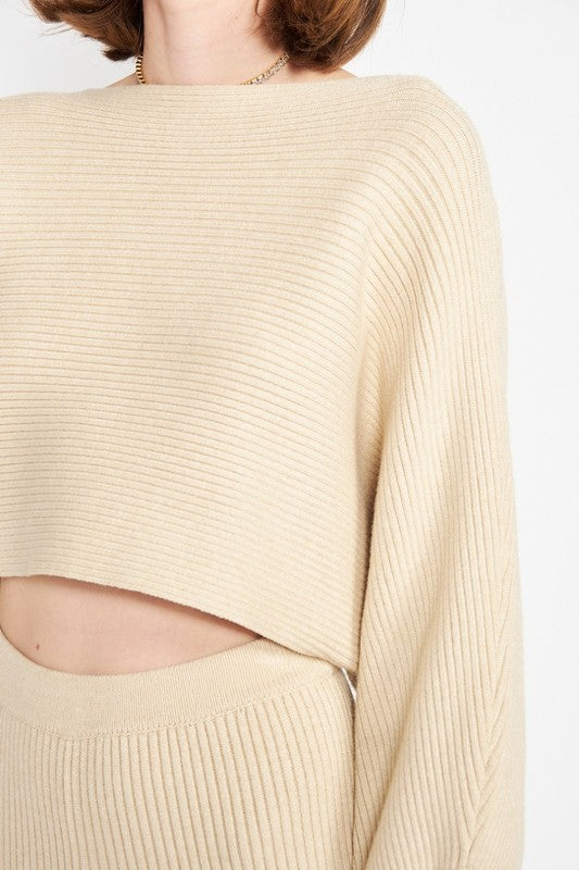 DOLMAN SLEEVE CROPPED SWEATER - Sleekdenim.com