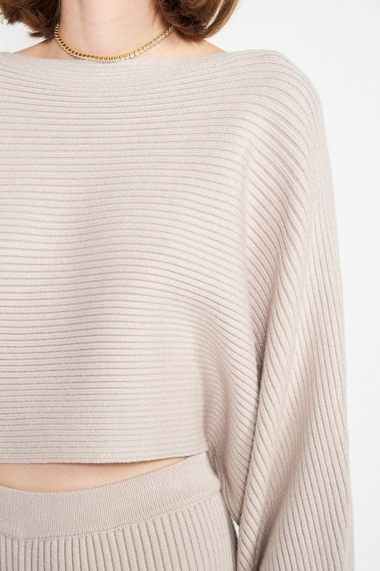 DOLMAN SLEEVE CROPPED SWEATER - Sleekdenim.com