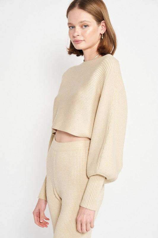 DOLMAN SLEEVE CROPPED SWEATER - Sleekdenim.com