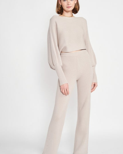 DOLMAN SLEEVE CROPPED SWEATER - Sleekdenim.com