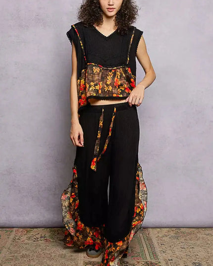 POL Lace Detail Floral Cropped Ruffled Top - Sleekdenim.com