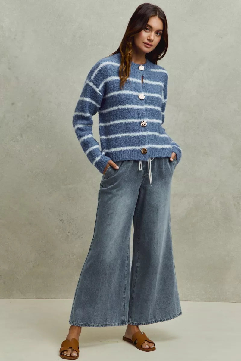 SO ME Mid Rise Elastic Waist Flare Denim Jeans - Image 5