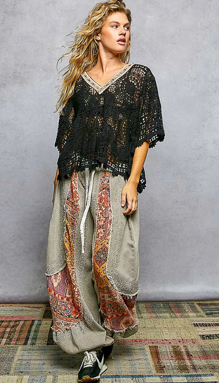 POL V-Neck Crochet Top with Scalloped Hem - Sleekdenim.com