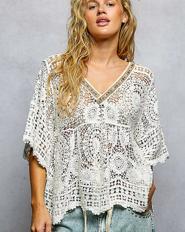 POL V-Neck Crochet Top with Scalloped Hem - Sleekdenim.com