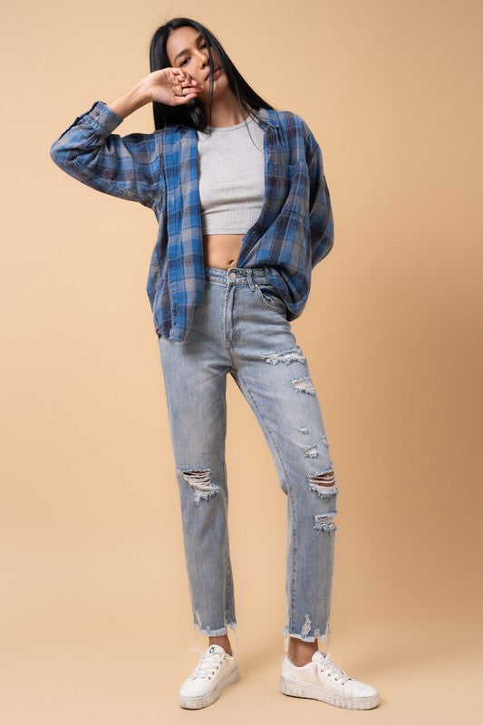 Fray Distressed Girlfriend Jeans - Sleekdenim.com