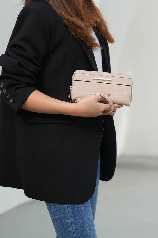 MKF Graciela Hobo by Mia K. - Sleekdenim.com