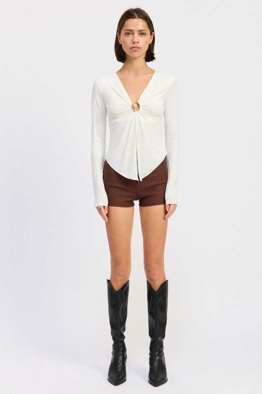 LONG SLEEVE FRONT RING RUCHED TOP - Sleekdenim.com