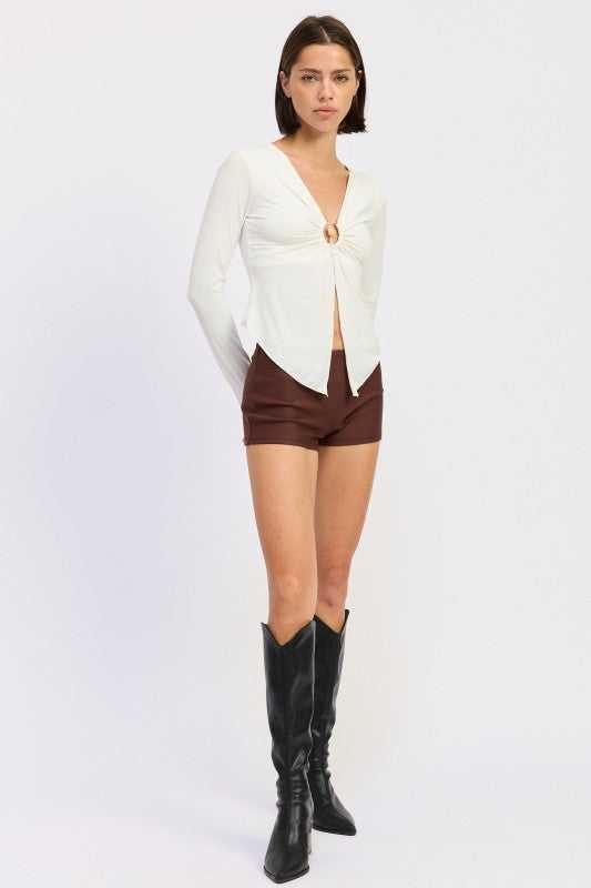 LONG SLEEVE FRONT RING RUCHED TOP - Sleekdenim.com