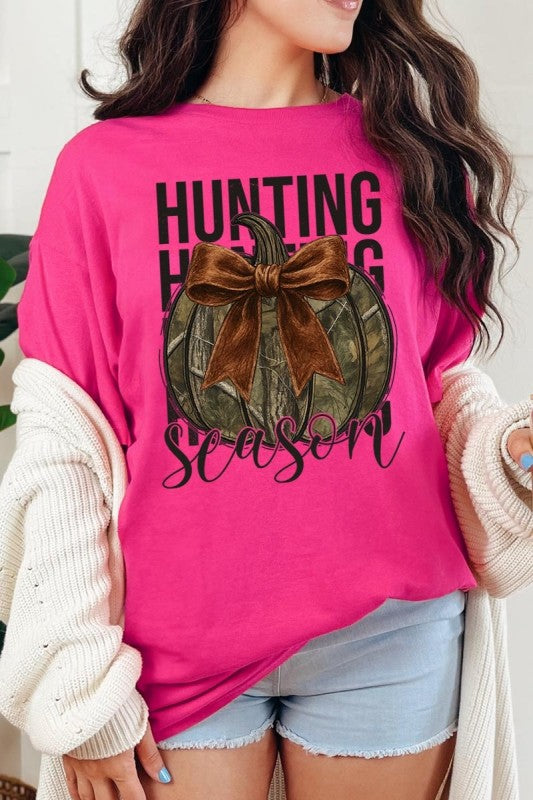 Hunting Pumpkin Bow Graphic Heavy Cotton Tee - Sleekdenim.com