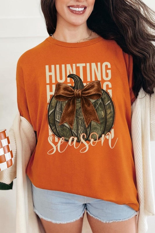Hunting Pumpkin Bow Graphic Heavy Cotton Tee - Sleekdenim.com