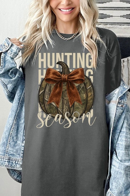 Hunting Pumpkin Bow Graphic Heavy Cotton Tee - Sleekdenim.com