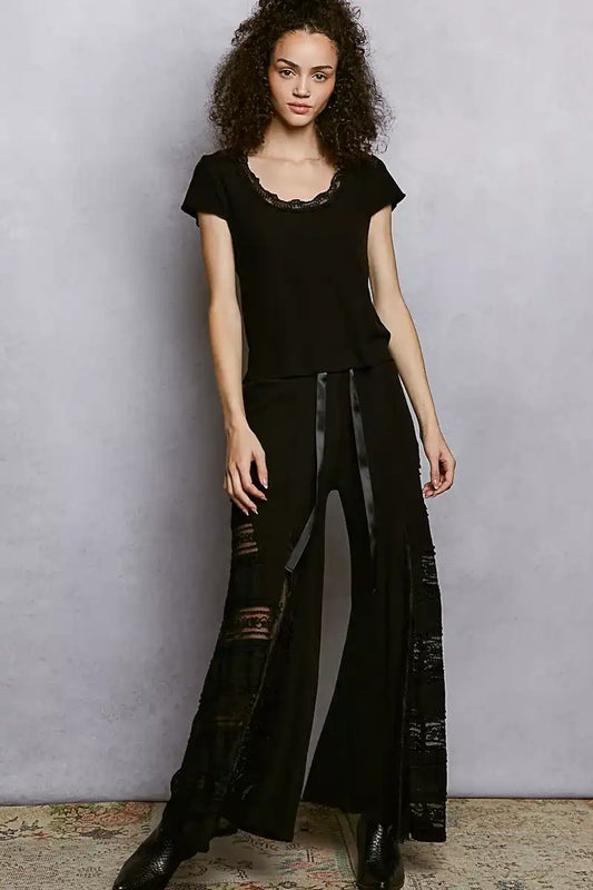 POL Round Neck Short Sleeve Crop T-Shirt with Lace Trim - Sleekdenim.com