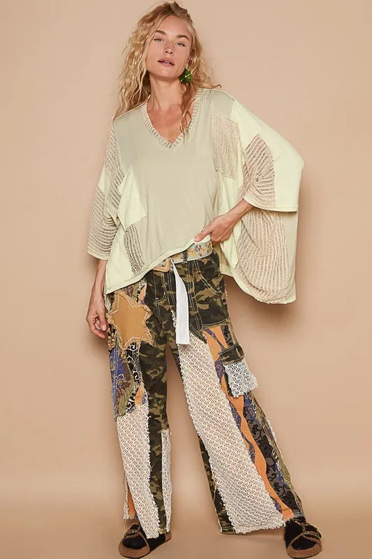 POL High-Low Contrast V-Neck Top - Sleekdenim.com