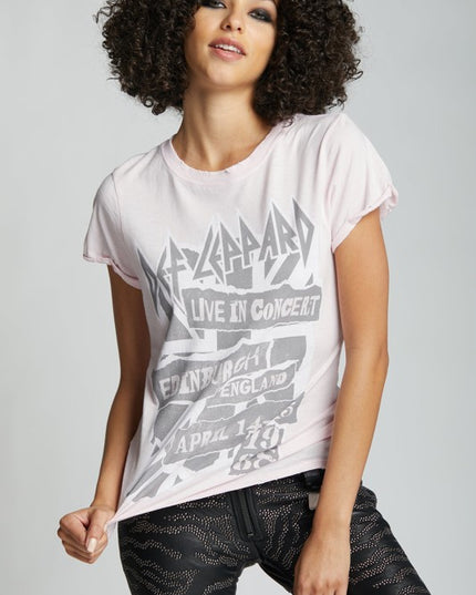 Def Leppard Live In Concert England Vintage Tee - Sleekdenim.com