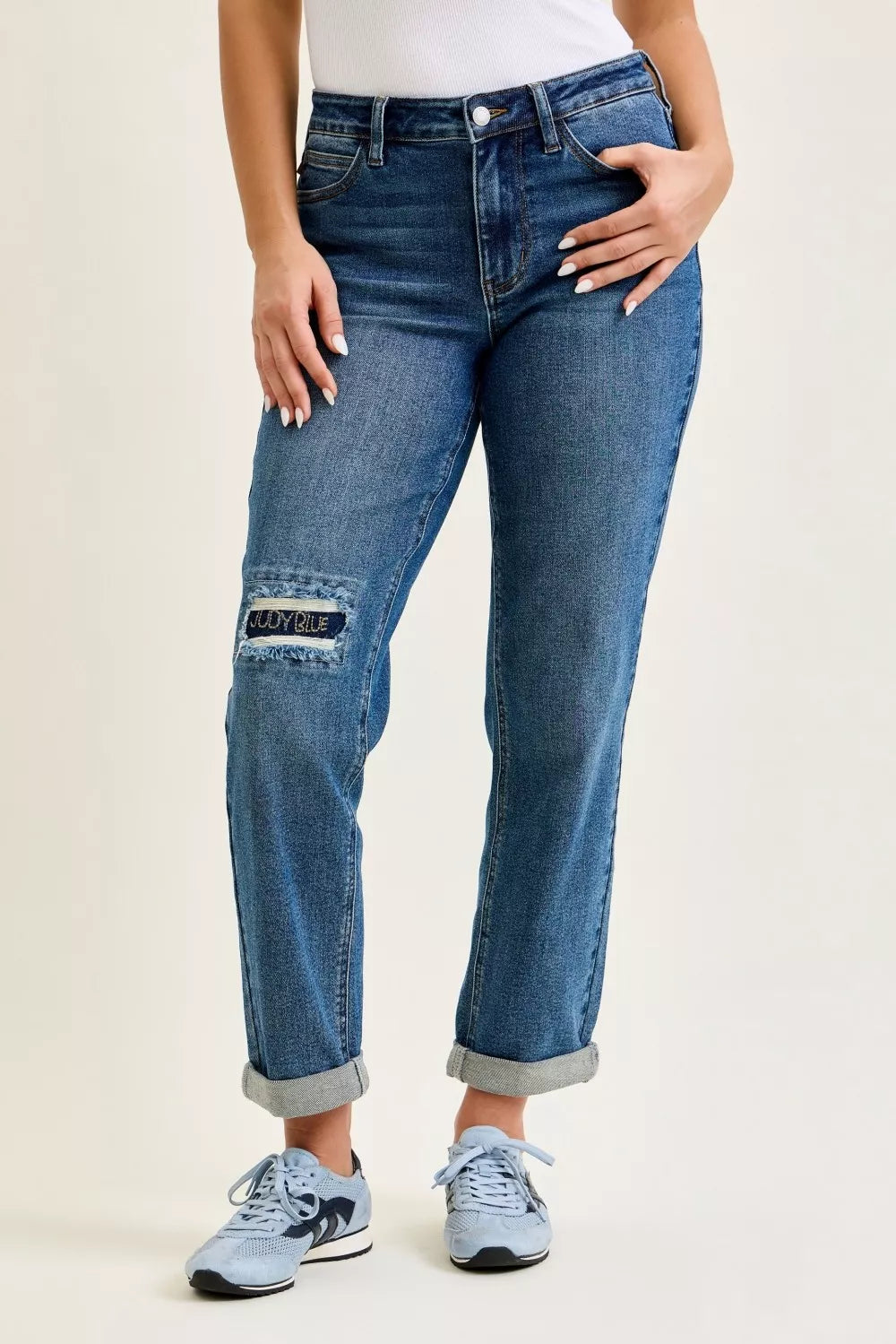 Judy Blue Mid Rise Boyfriend Embroidered Repair Patch Jeans 881071
