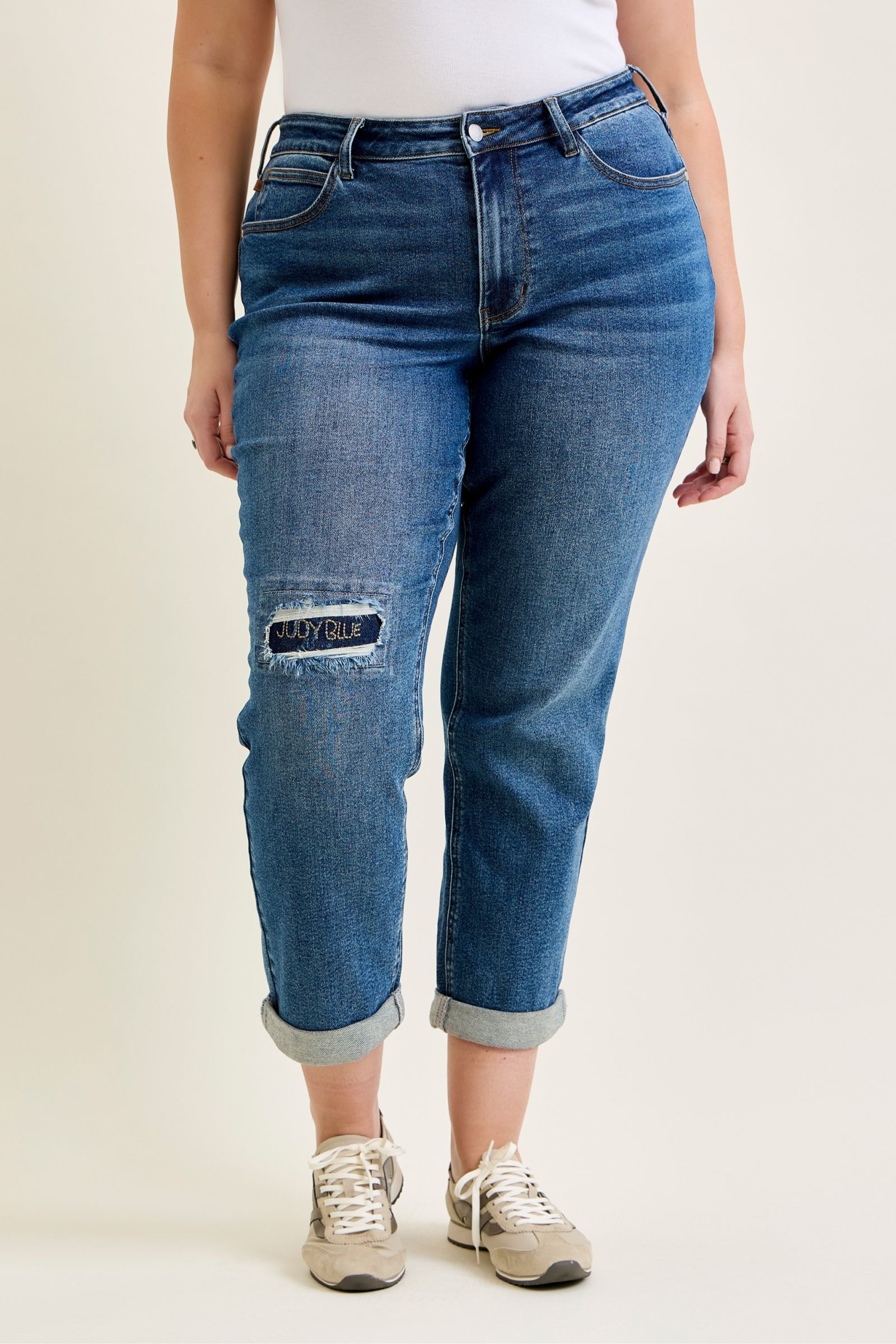 Judy Blue Mid Rise Boyfriend Embroidered Repair Patch Jeans 881071