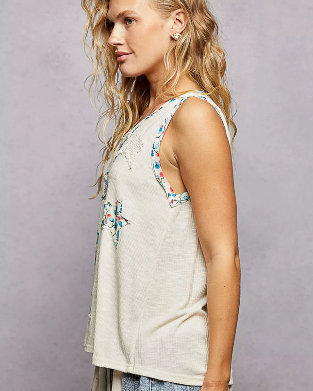 POL Floral Print Star Patch V-Neck Ribbed Tank - Sleekdenim.com
