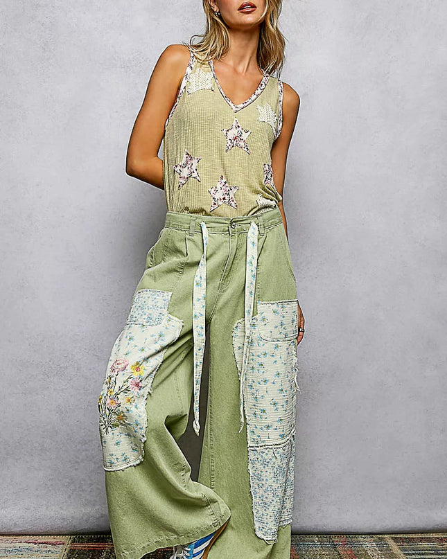 POL Floral Print Star Patch V-Neck Ribbed Tank - Sleekdenim.com