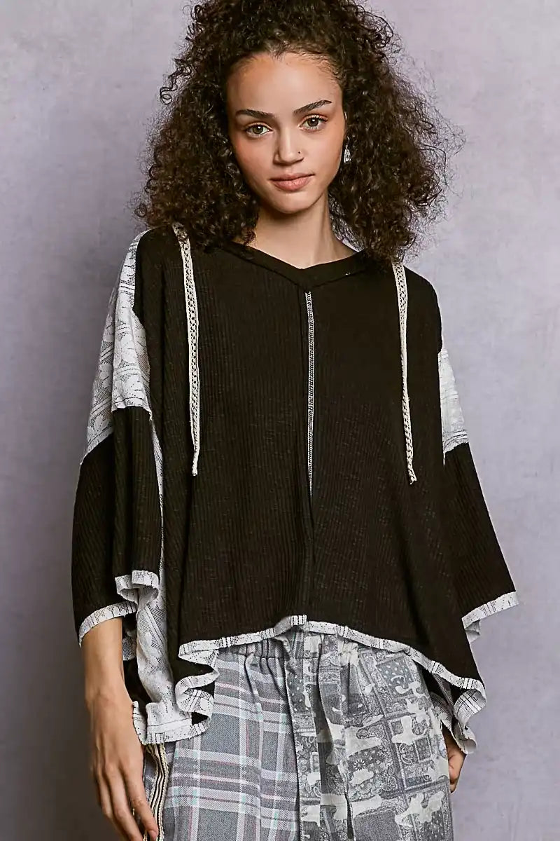 POL Short Sleeve Hoodie Top with Lace Detail - Sleekdenim.com