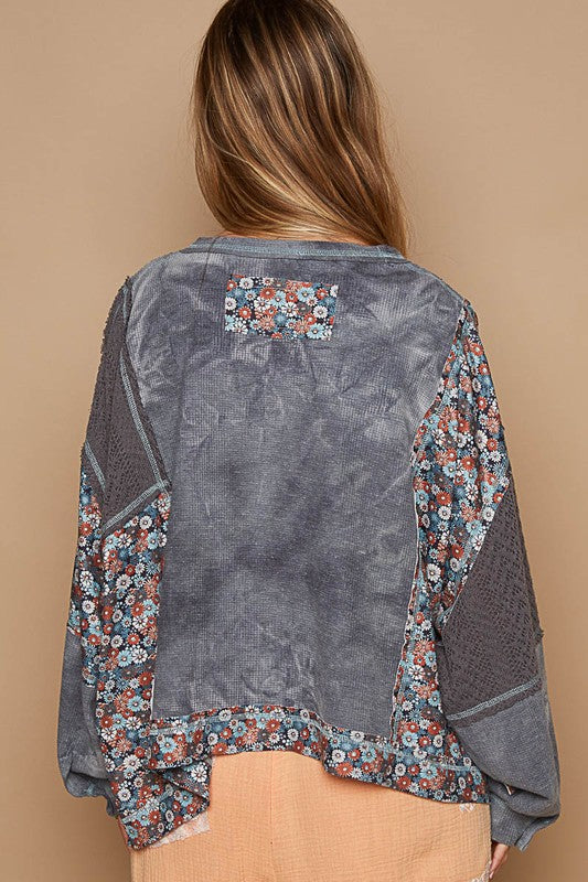 POL Floral Patchwork Round Neck Knit Top - Sleekdenim.com