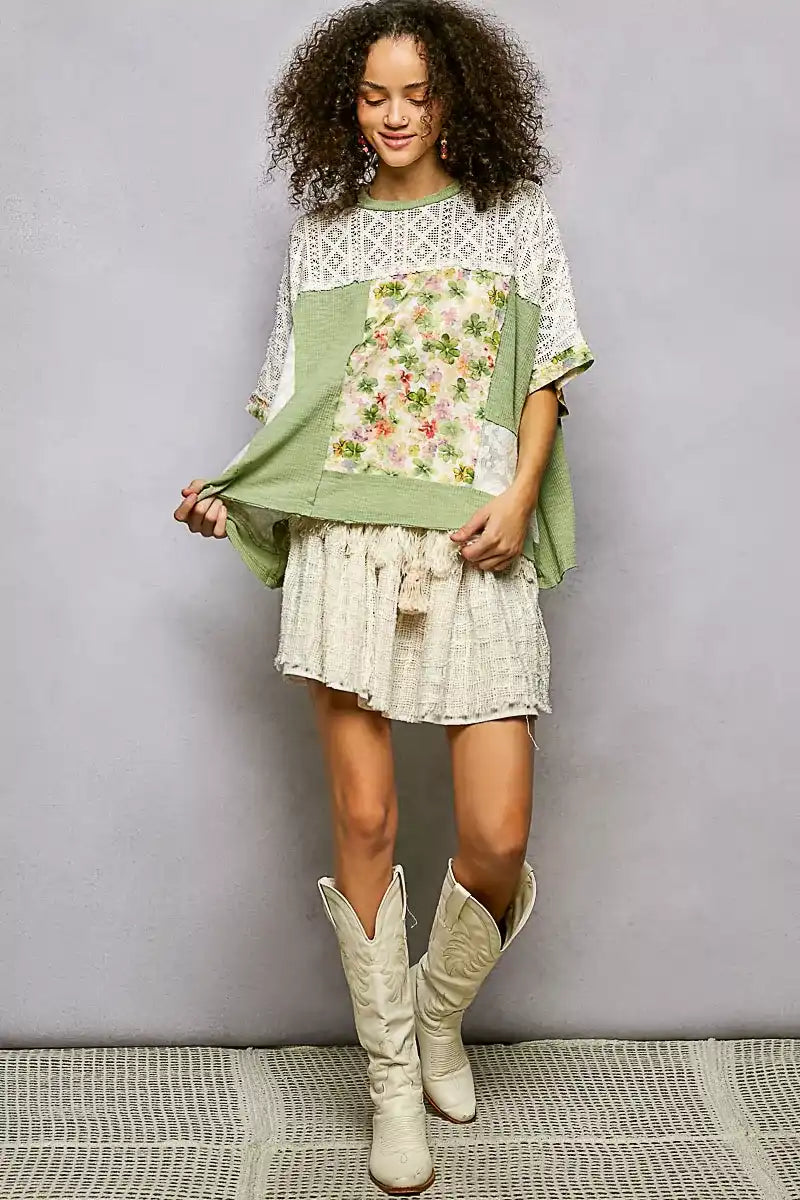 POL Floral Patchwork Lace Accent Blouse - Sleekdenim.com