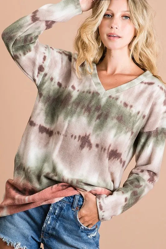 BiBi Brushed Tie Dye Looking Print V Neck Top - Sleekdenim.com