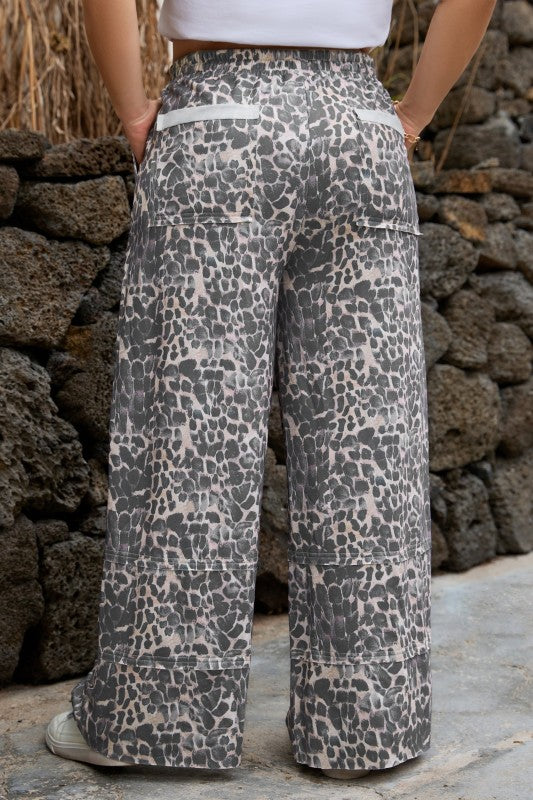 JUNIPER BLVD Plus Size Leopard Patch Pocket Drawstring Pants - Sleekdenim.com