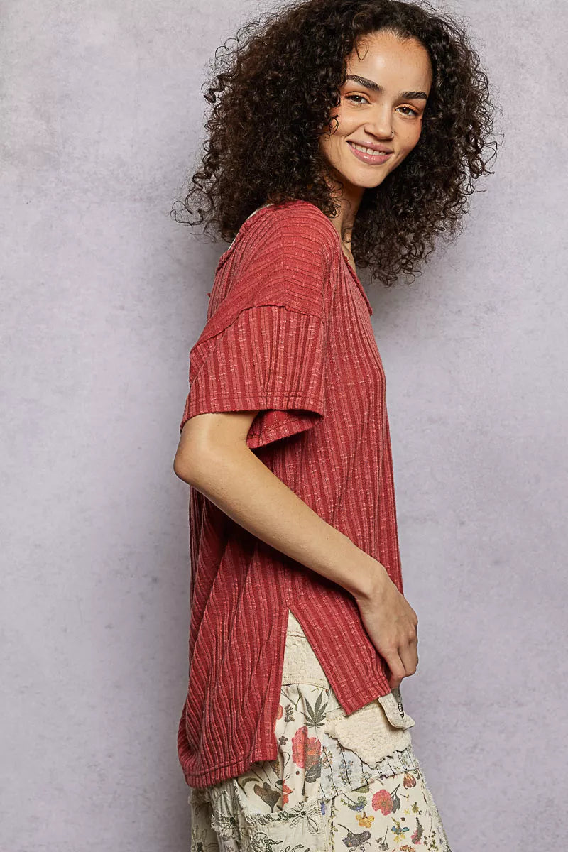 POL Ribbed Knit V-Neck Short Sleeve T-Shirt with Side Slit - Sleekdenim.com