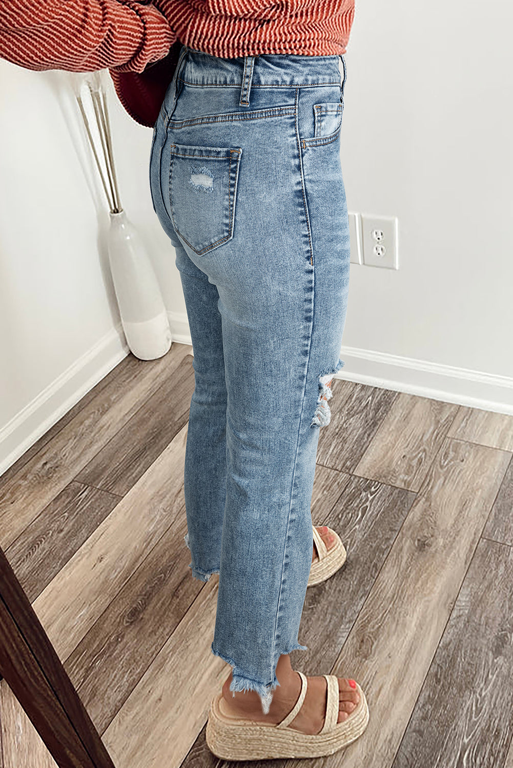 Myosotis Raw Hem Ripped Open Knee Vintage Jeans - Sleekdenim.com