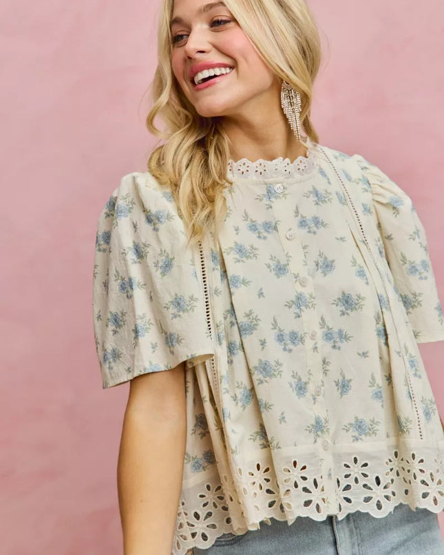 SO ME Floral Print Lace Trim Flutter Sleeves Blouse - Sleekdenim.com
