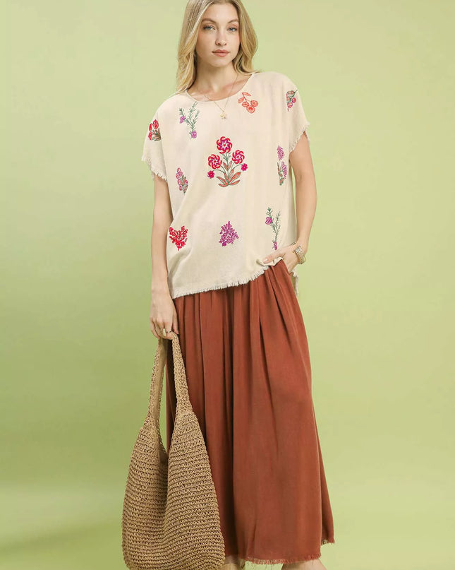 Umgee Linen Blend Embroidered Frayed Hem Top - Sleekdenim.com