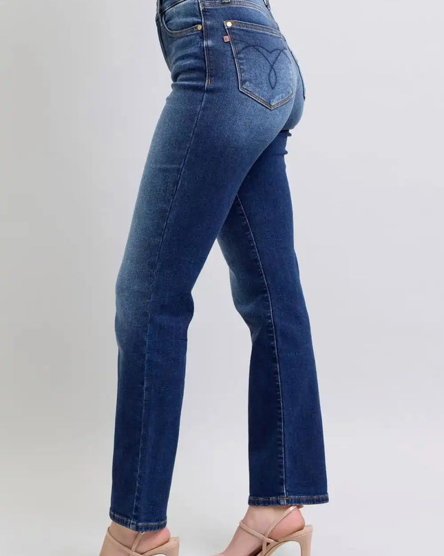 Judy Blue Full Size Washed Straight Leg Jeans with Pockets - Sleekdenim.com