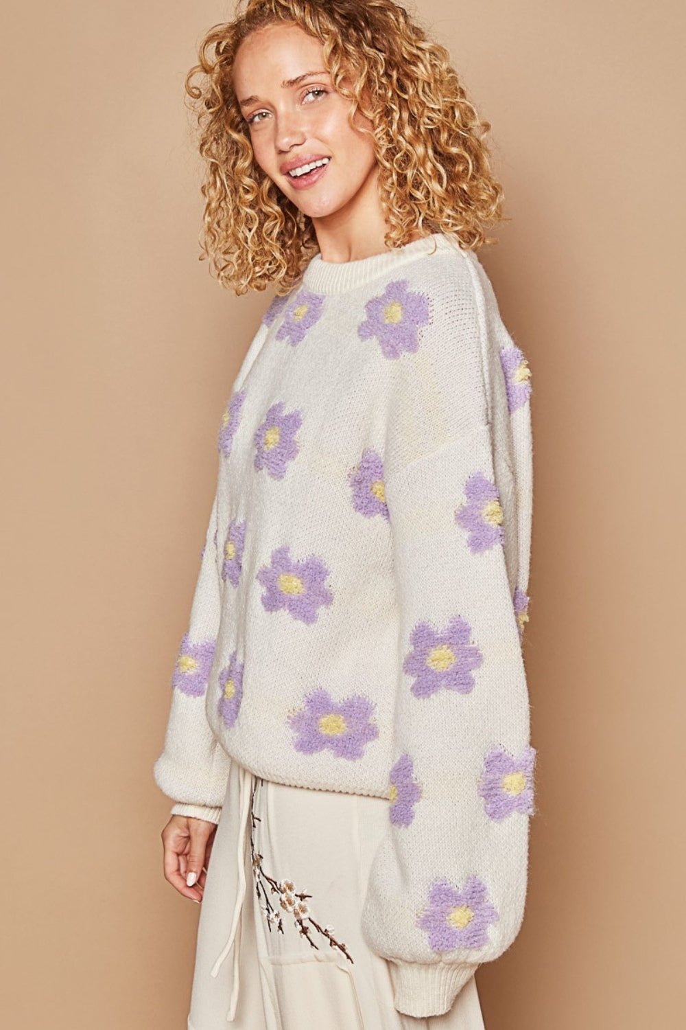 POL Daisy Pattern Drop Shoulder Sweater | Sleekdenim.com