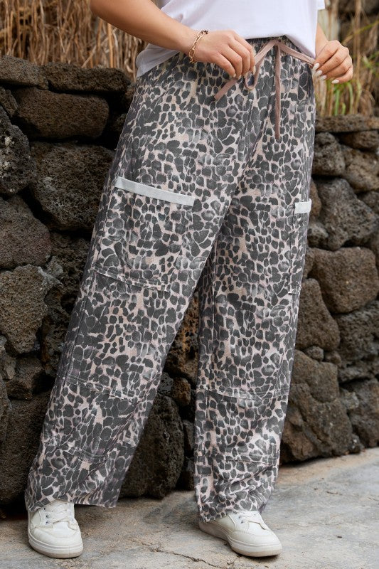 JUNIPER BLVD Plus Size Leopard Patch Pocket Drawstring Pants - Sleekdenim.com