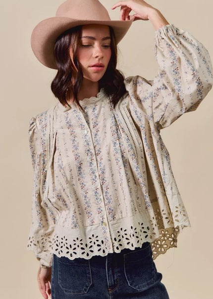SO ME Floral Print Lace Button Down Shirt - Sleekdenim.com