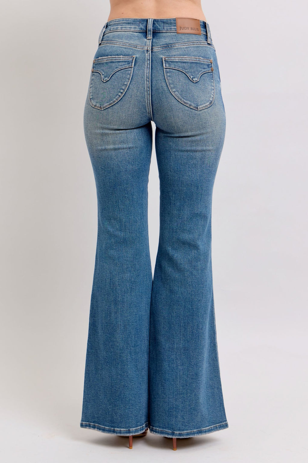 Judy Blue MR Tummy Control Vintage Wash Jeans | Sleekdenim.com