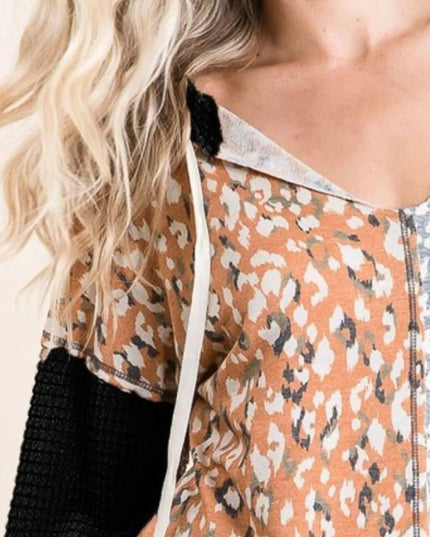 BiBi Popcorn Waffle Knit Hoodie with Print Block Front - Sleekdenim.com