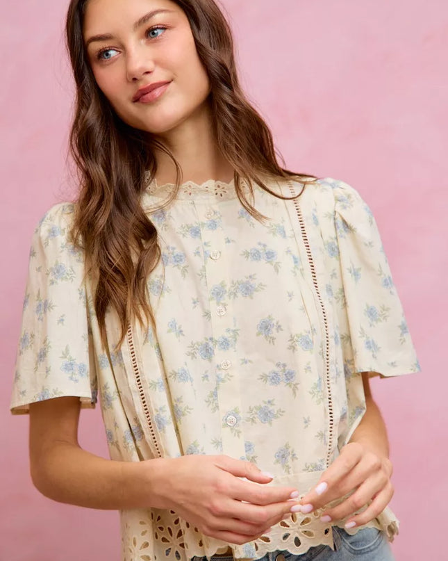 SO ME Floral Print Lace Trim Flutter Sleeves Blouse - Sleekdenim.com