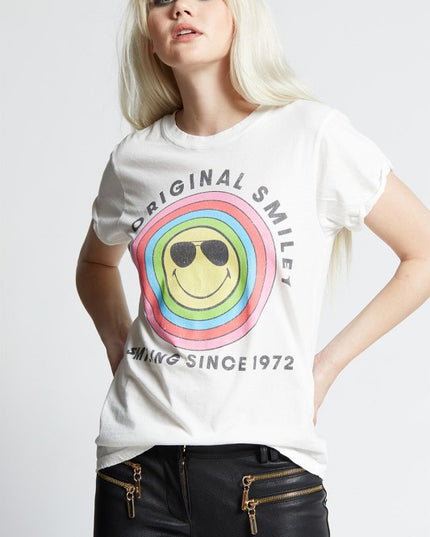 Original Smiley Vintage-Style Fitted Tee - Sleekdenim.com