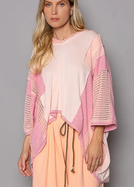 POL High-Low Contrast V-Neck Top - Sleekdenim.com