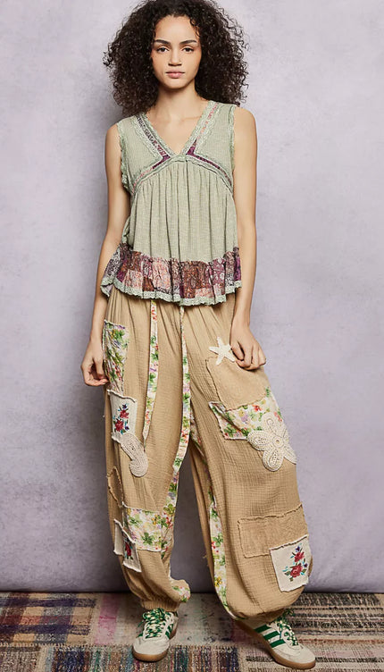 POL Lace Detail Ruffled Ribbed Sleeveless Top with Floral Pattern Trim Detail - Sleekdenim.com