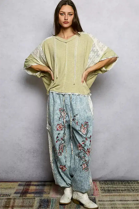 POL Short Sleeve Hoodie Top with Lace Detail