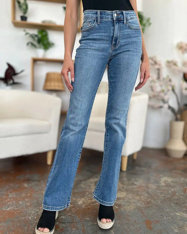 Judy Blue Full Size Mid-Rise Waist Straight Jeans - Sleekdenim.com