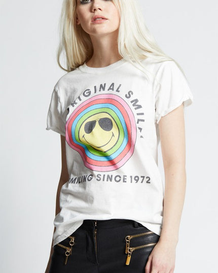 Original Smiley Vintage-Style Fitted Tee - Sleekdenim.com